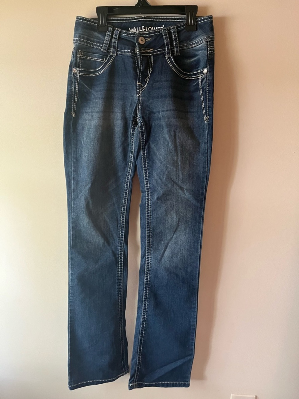 Wallflower Women's Indigo Straight-Leg Jeans